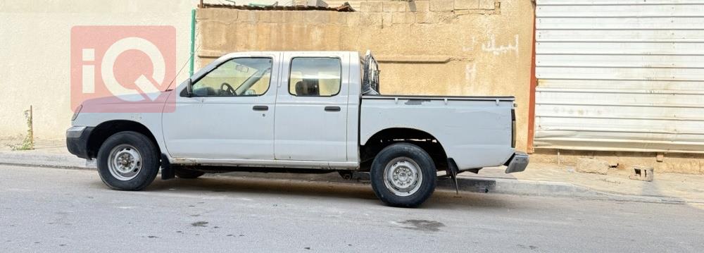 نيسان بيك اب